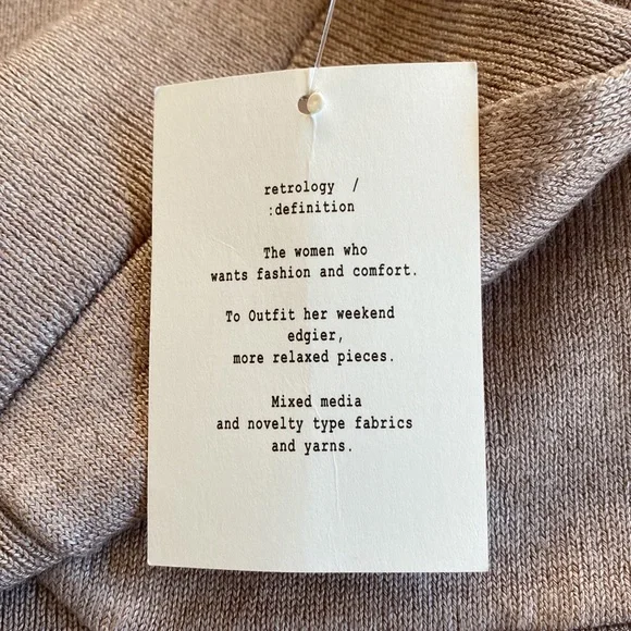 NWT Retrology Beige Tan Sweater Skirt, Size medium - Picture 7 of 10